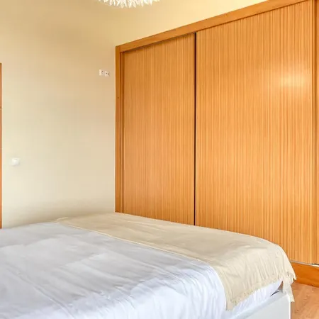 58, A In Madeira * Santa Cruz (Madeira)